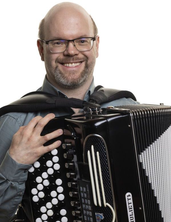 Musiikkikoulu PiaCello Stella Palassalo harmonikansoiton opettaja