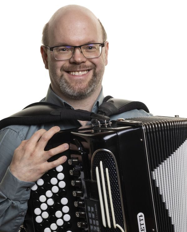 Musiikkikoulu PiaCello Stella Palassalo harmonikansoiton opettaja